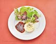 Andon Chez-Nous photo andon-dining0013b.jpg (48 k)