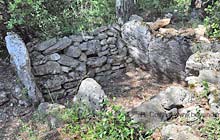  Boussi&egrave;re Dolmen photo boussiere-dolmen0017s.jpg (15.384 k)