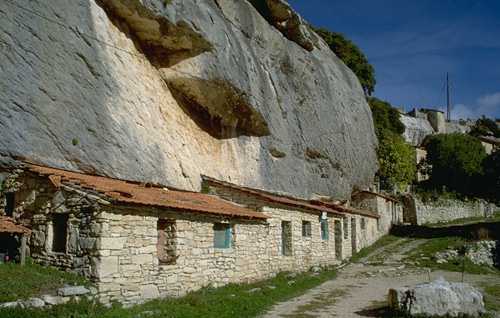  Buoux Fort photo buouxfort074B.jpg (26 k)