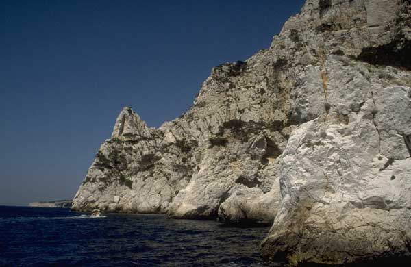  Calanques photo calanques088b.jpg (36 k)