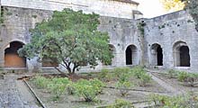 Silvacane Abbey cloister interior