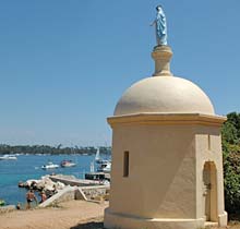  Saint Honorat Island photo sthonorat0055s.jpg (6 k)