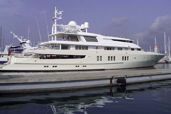  Antibes Boats photo antibesboats0009.jpg (34 k)