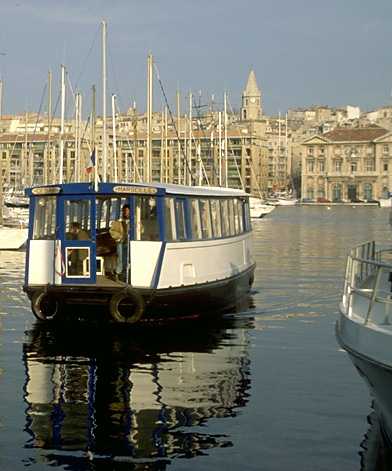  Marseille photo marsboat021b.jpg (24 k)