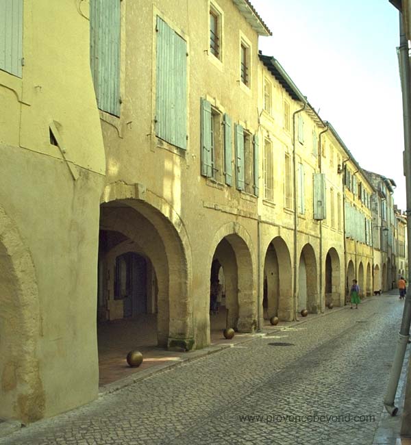  Tarascon photo tarascon030b.jpg (56 k)