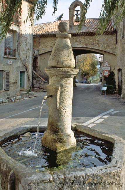  Tourtour photo tourtour052b.jpg (56 k)
