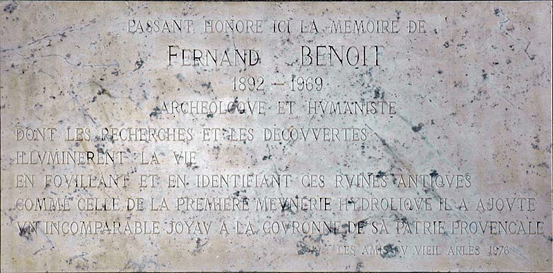  Barbegal Aqueduct photo barbegal-aqueduct0008b.jpg