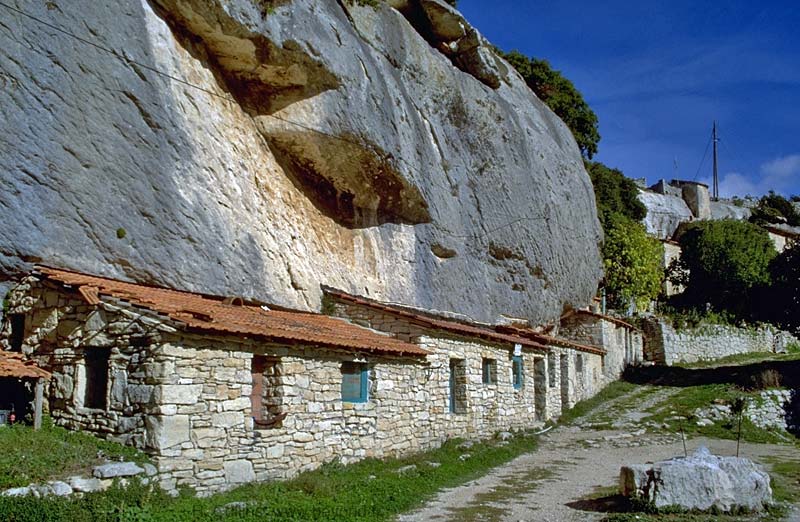  Buoux Fort photo buouxfort074b.jpg