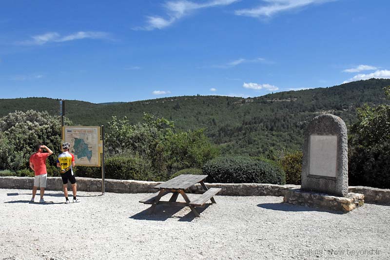  Nesque Gorges photo nesque-gorges0002b.jpg