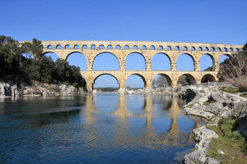  Pont du Gard History photo pont-du-gard0170b.jpg