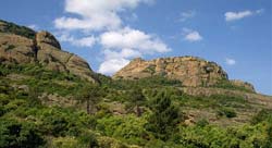  Roquebrune Rocks photo roqueb_r016b250.jpg