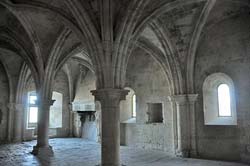 Silvacane Abbey monks' room and fireplace
