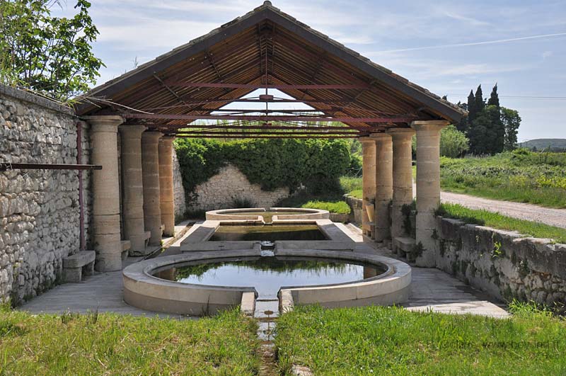  Saint Hilaire-Ozilhan Lavoir photo st-hilaire-ozilhan-lavoir0023b.jpg