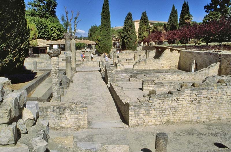  Vaison-la-Romaine Puymin photo vaison-romaine-site011b.jpg