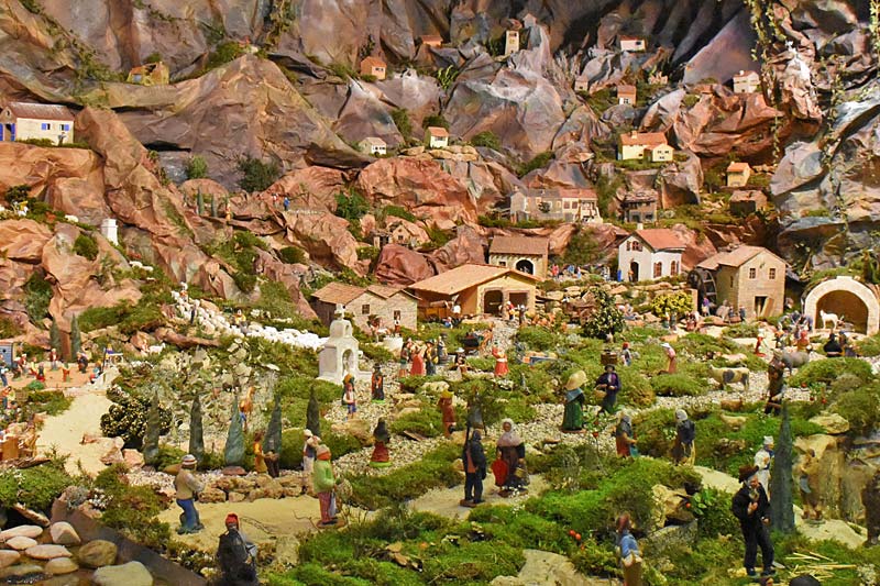  Santons Grignan Collegiale photo grignan-creche-collegiale0007b.jpg