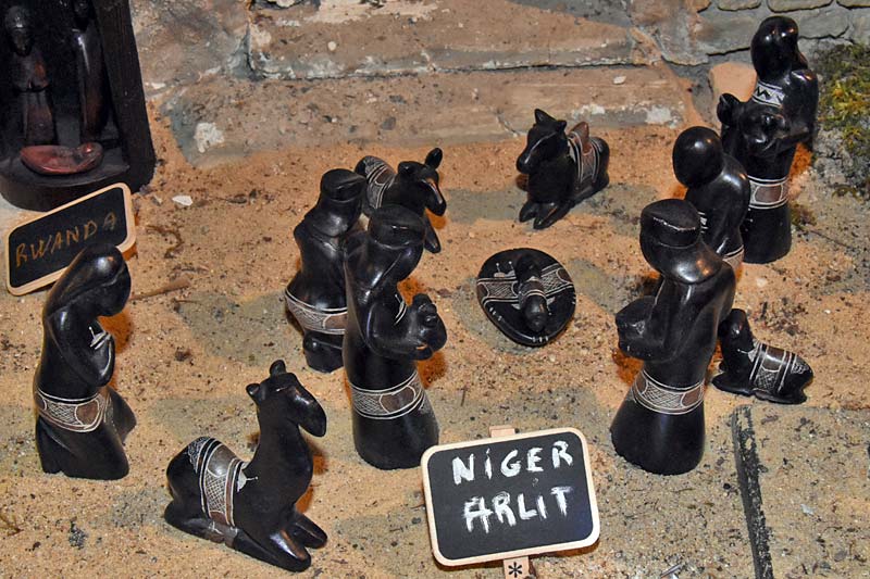  Santons Grignan International photo grignan-santon-intl0023b.jpg