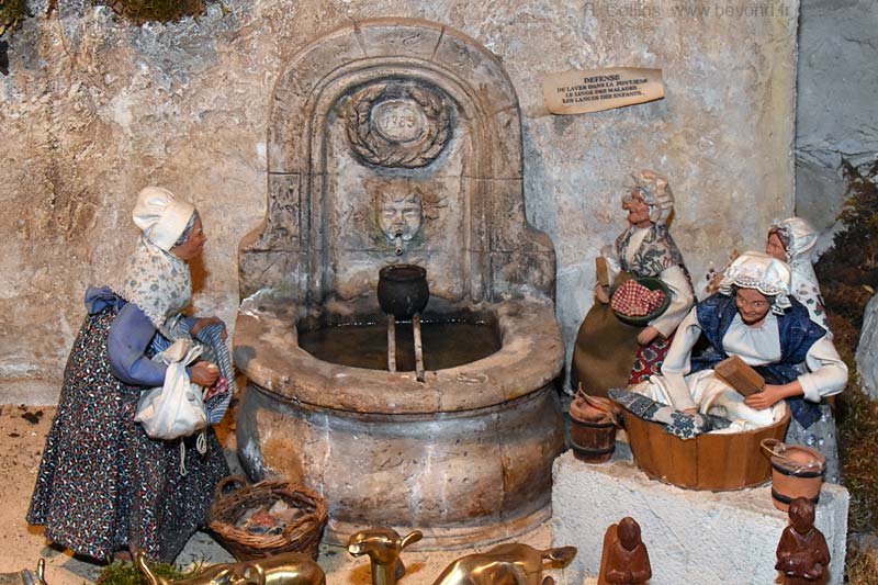  Santons Grignan Provencal A photo grignan-santon-vlg0146b.jpg