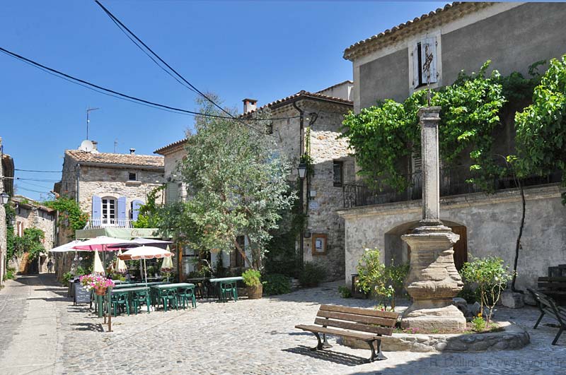  Aiguèze photo aigueze0109b.jpg