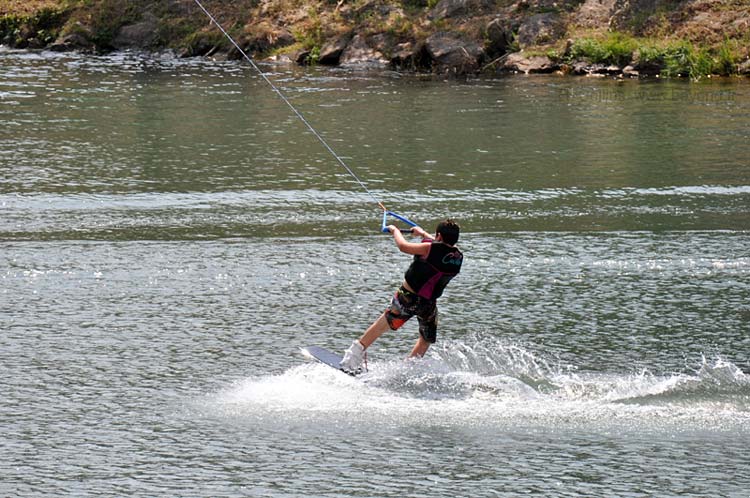  Alès photo ales0013b.jpg