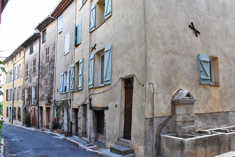  Aups photo aups0155b.jpg