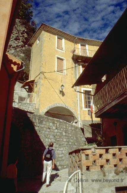  Auvare photo auvare090b.jpg