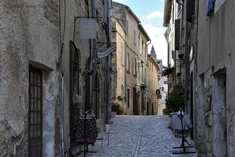  Barjac photo barjac0048b.jpg