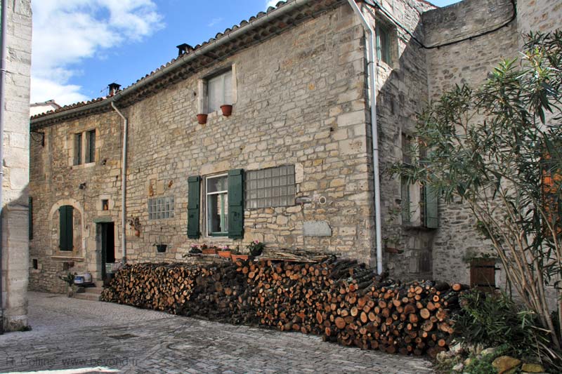  Barjac photo barjac0091b.jpg