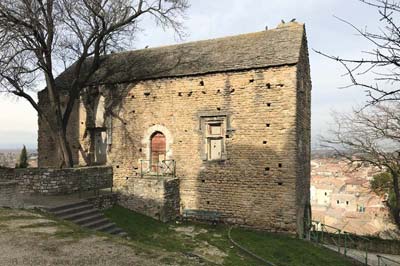 11th-century <i>lMaison Cardinale</i