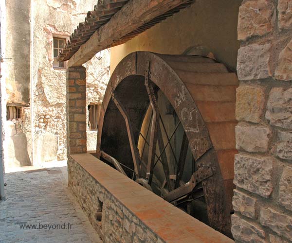  Carcès photo carces0028b.jpg