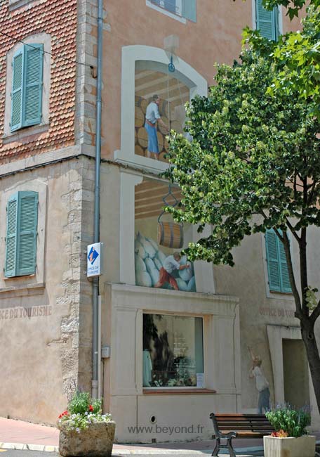  Carcès photo carcesmural0005b.jpg