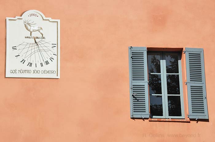  Courmes photo courmes-sundial0006b.jpg