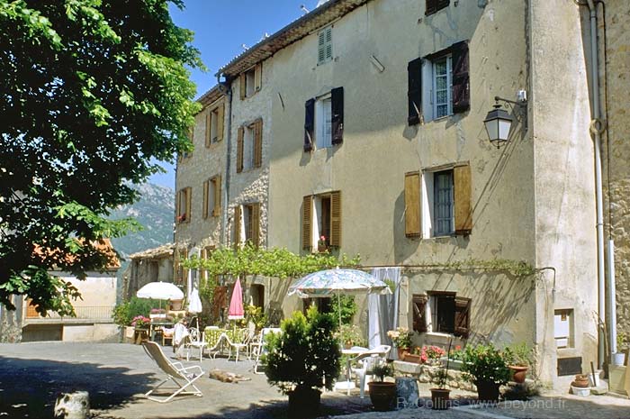  Courmes photo courmes052b.jpg