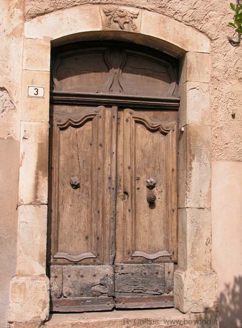  Entrecasteaux photo entrecasteaux0041b.jpg