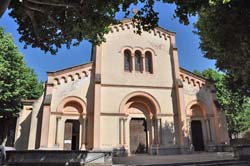 Flassans-sur-Issole's main church on