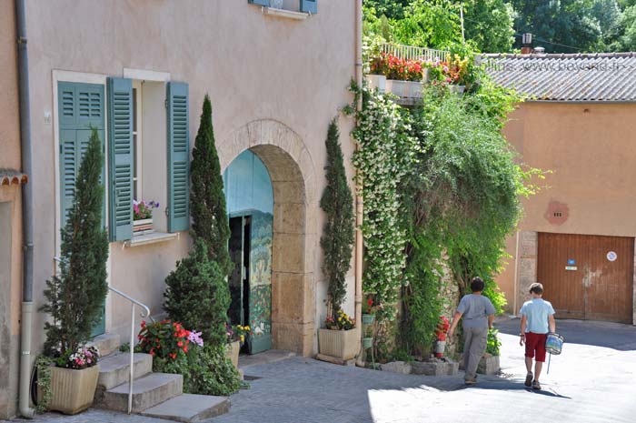  Flassans-sur-Issole photo flassansissole0070b.jpg