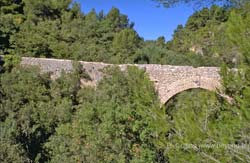 Roman bridge west