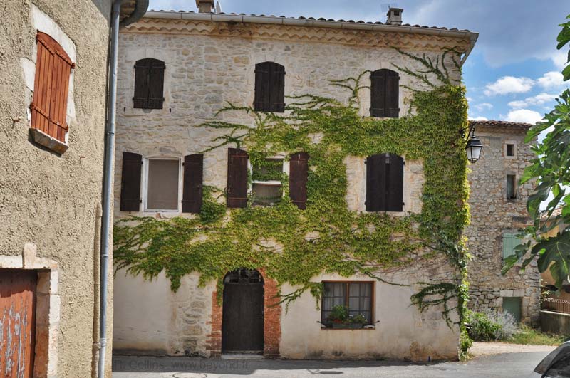  Fons-sur-Lussan photo fons-lussan0055b.jpg