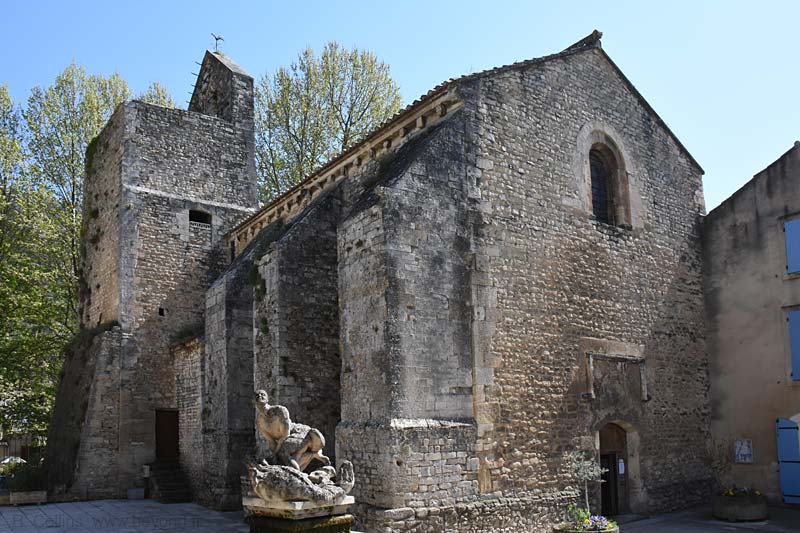  Fontaine-de-Vaucluse photo fontaine-vaucluse0007b.jpg