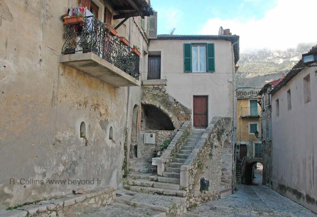  Gorbio Arches photo gorbioarches0041b.jpg