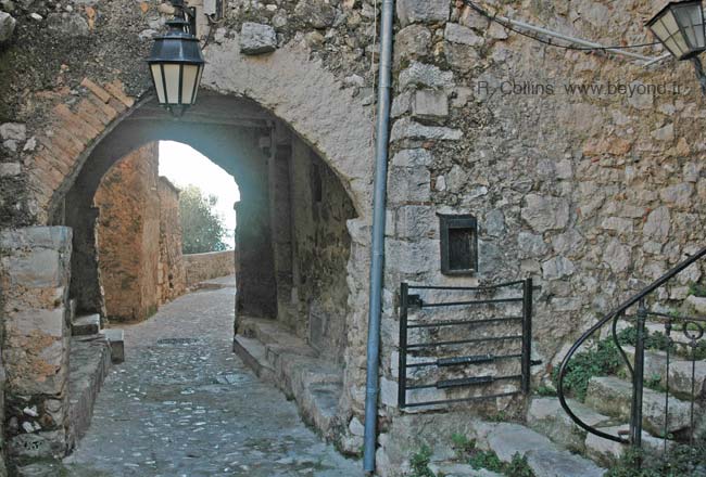  Gorbio Arches photo gorbioarches0044b.jpg