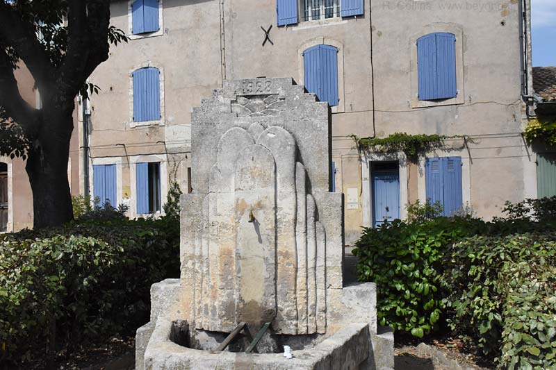  Goult photo goult0022b.jpg