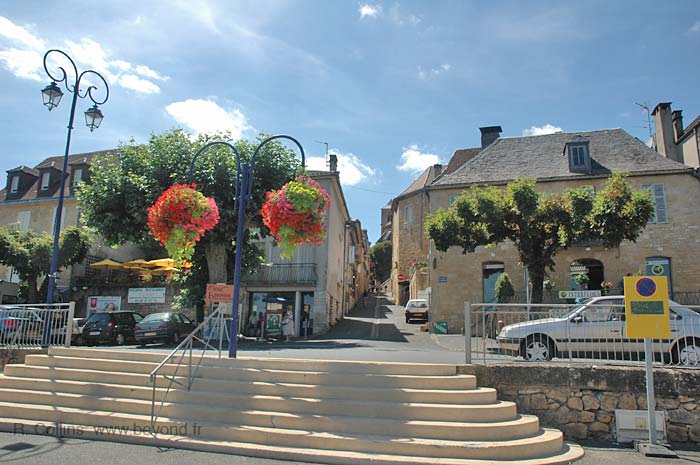  Gourdon46 photo gourdon-lot0002b.jpg