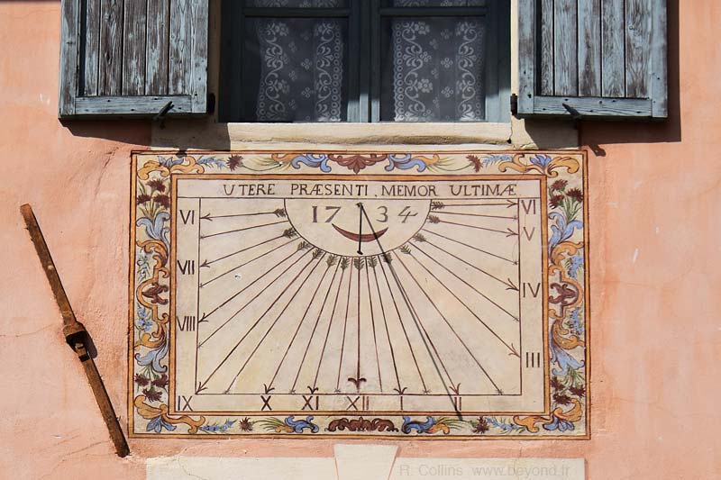  Guillestre photo guillestre-sundial0002b.jpg