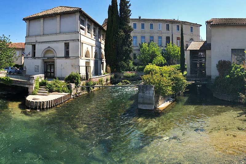  Isle-Sorgue Water Wheels photo isle-sur-sorgue-wheel0042b.jpg