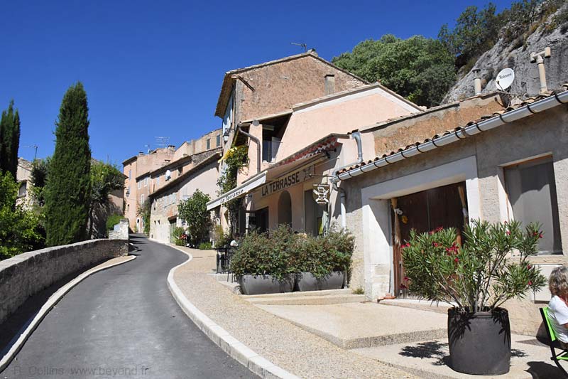  Joucas photo joucas0011b.jpg