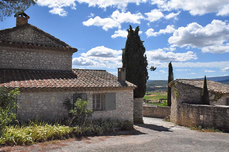  Joucas photo joucas0051b.jpg