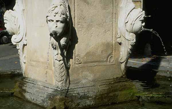  Lambesc photo lambesc101b.jpg