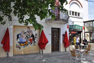 i>Chez Riflette</i>, the in
