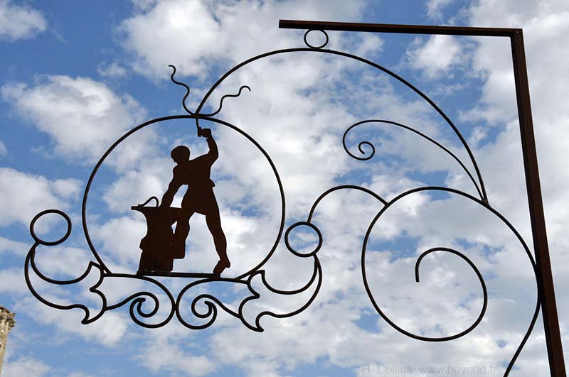  Lussan photo lussan0064b.jpg