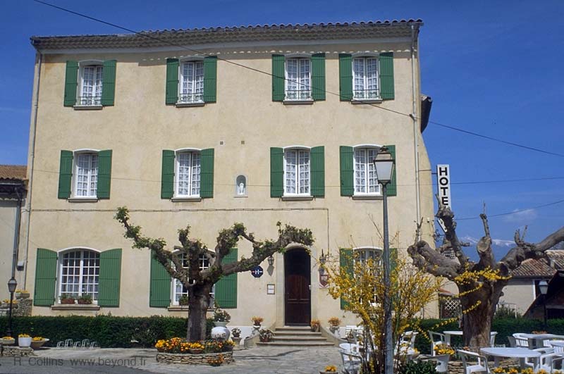  Mazan photo mazan067b.jpg